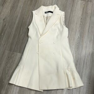 Zara Vest